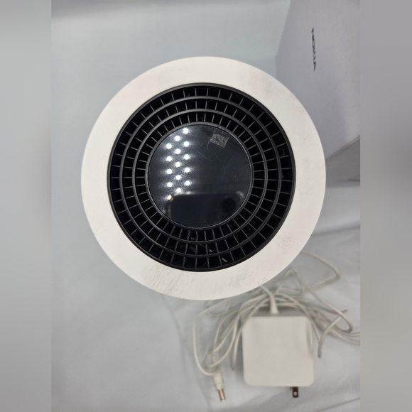 Nokia FastMile 5G Gateway 3.2 Wireless Broadband Router EUC - Picture 4 of 9